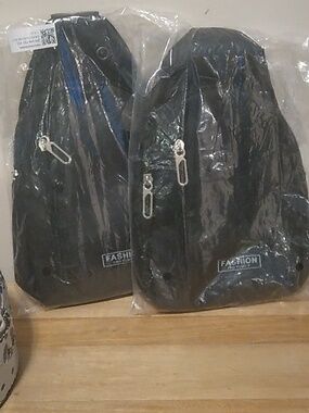 2 Unisex Fashion Instinct Sling Bags